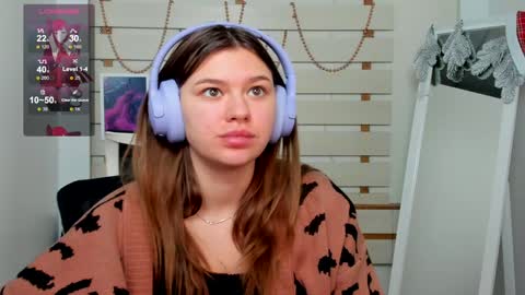 Snapshot of monika_youu chatting on 8, 1, 2025 Monika online show from 8, 1, 2025