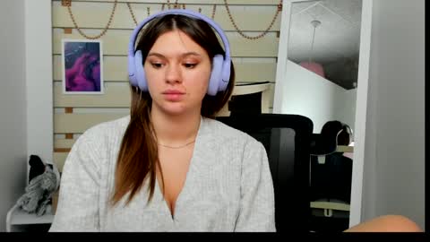 Snapshot of monika_youu chatting on 21, 1, 2025 Monika online show from 21, 1, 2025