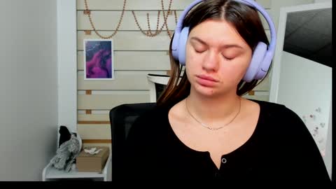 Snapshot of monika_youu chatting on 23, 1, 2025 Monika online show from 23, 1, 2025