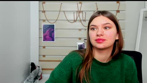 Snapshot of monika_youu chatting on 4, 2, 2025 Monika online show from 4, 2, 2025