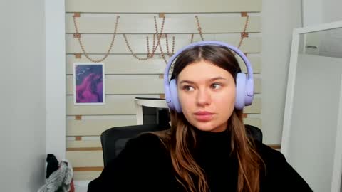 Snapshot of monika_youu chatting on 8, 2, 2025 Monika online show from 8, 2, 2025