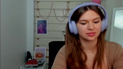 Snapshot of monika_youu chatting on 21, 2, 2025 Monika online show from 21, 2, 2025