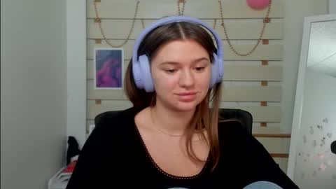 Snapshot of monika_youu chatting on 23, 2, 2025 Monika online show from 23, 2, 2025