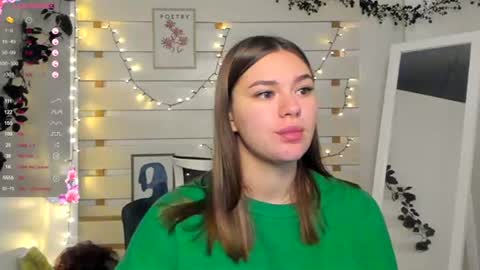 Snapshot of monika_youu chatting on 11, 11, 2025 Monika online show from 11, 11, 2025