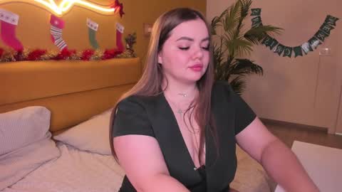 Monika online show from 6, 1, 2025