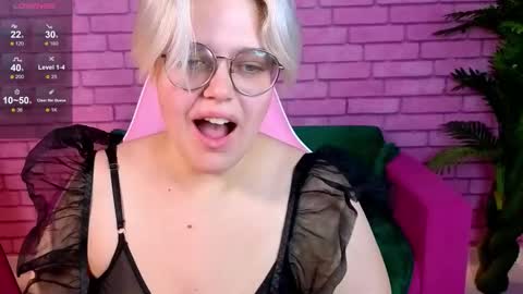 Monica online show from 16, 10, 2025