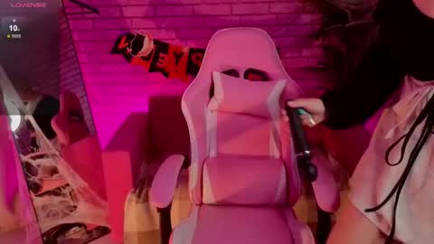 Monica online show from 29, 10, 2025