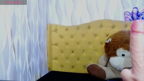 Monica online show from 27, 2, 2025