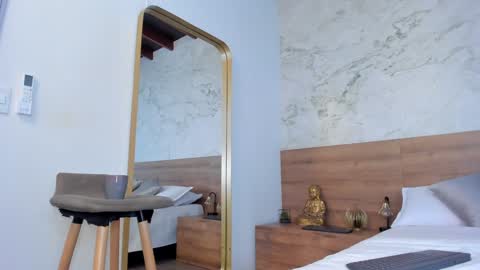 Monique  online show from 12, 1, 2025