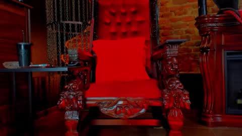 Snapshot of moniqueresse chatting on 9, 10, 2025 Monique C online show from 9, 10, 2025