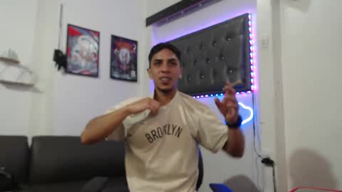 simon dice online show from 17, 1, 2025