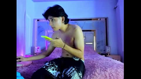 Snapshot of monky_0002 chatting on 8, 3, 2026 monky_0002 online show from 8, 3, 2026