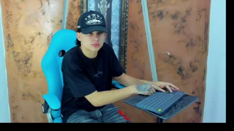 monky_0002 online show from 30, 5, 2026