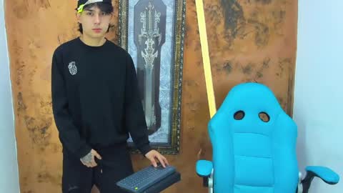 monky_0002 online show from 4, 6, 2026