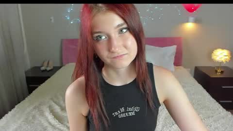Snapshot of monnycashine chatting on 23, 7, 2026 monnycashine online show from 23, 7, 2026
