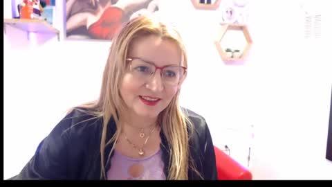 monserrat_diva online show from 8, 6, 2026
