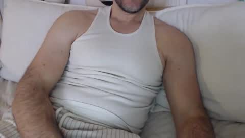 Snapshot of monsieurparis chatting on 16, 1, 2026 monsieurparis online show from 16, 1, 2026