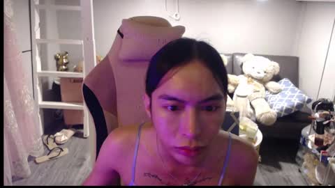 ELYSE A SIMPLE GIRL online show from 24, 4, 2026