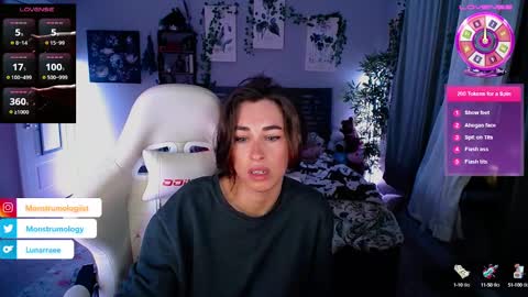 Lydia Mooney online show from 6, 2, 2025