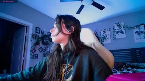 Lydia Mooney online show from 8, 2, 2025