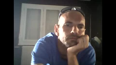Snapshot of montmasse chatting on 29, 4, 2026 montmasse online show from 29, 4, 2026