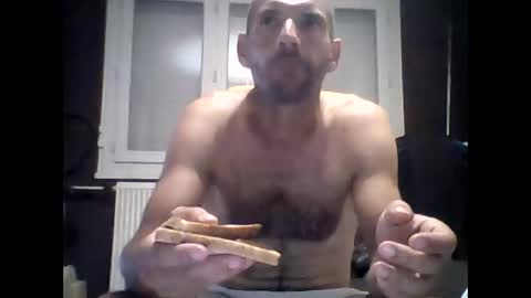 Snapshot of montmasse chatting on 29, 5, 2026 montmasse online show from 29, 5, 2026
