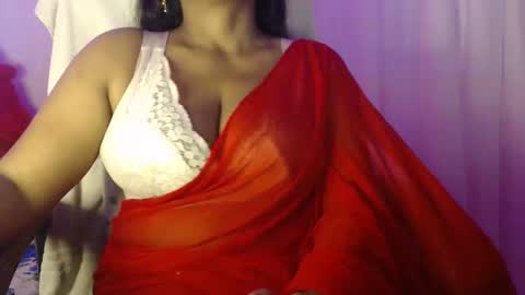 Snapshot of moody_maya chatting on 19, 9, 2025 Maya online show from 19, 9, 2025