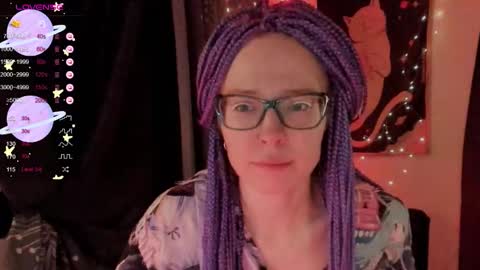 Snapshot of moon__girl chatting on 15, 9, 2025 Roxy online show from 15, 9, 2025