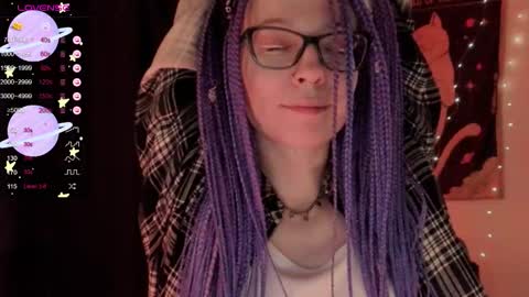 Snapshot of moon__girl chatting on 9, 10, 2025 Roxy online show from 9, 10, 2025