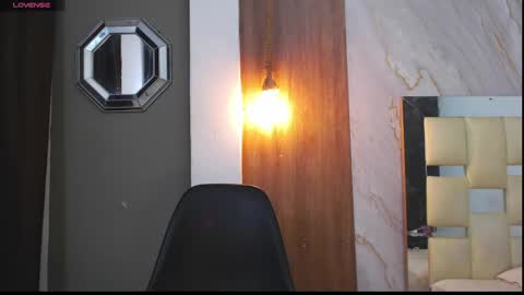 moon_and_fire_ online show from 26, 4, 2026