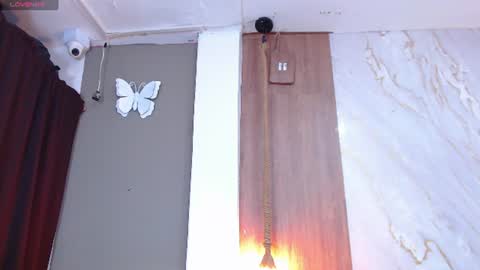 moon_and_fire_ online show from 23, 7, 2026