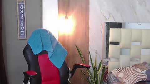 moon_and_fire_ online show from 28, 7, 2026