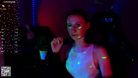 Lola online show from 28, 2, 2025