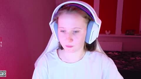 Lola online show from 23, 9, 2025