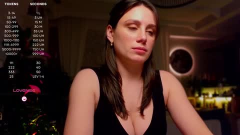 Luna  online show from 6, 2, 2025