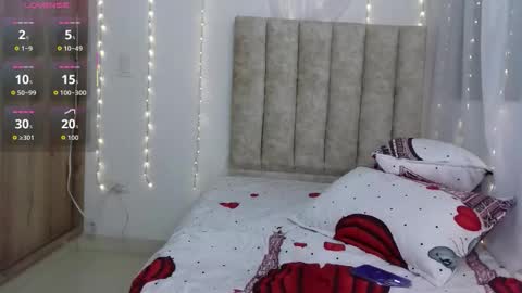 Moon online show from 11, 3, 2026