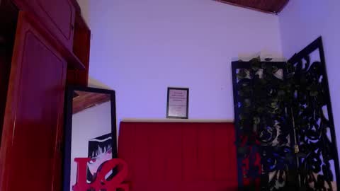 moon_sunflowers online show from 10, 10, 2025