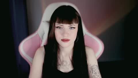 Snapshot of moon_velvet chatting on 9, 6, 2026 sophie online show from 9, 6, 2026
