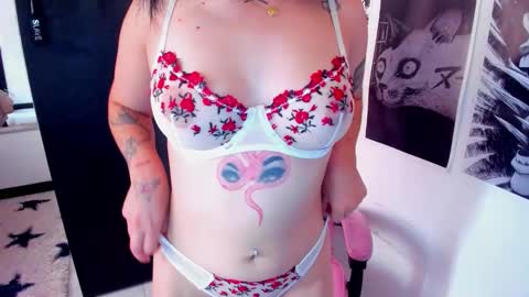 MOON online show from 13, 9, 2025