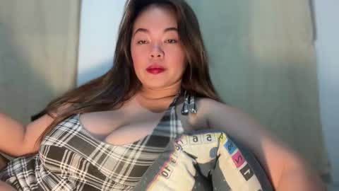 Snapshot of moona_luna21 chatting on 16, 12, 2025 moona_luna21 online show from 16, 12, 2025