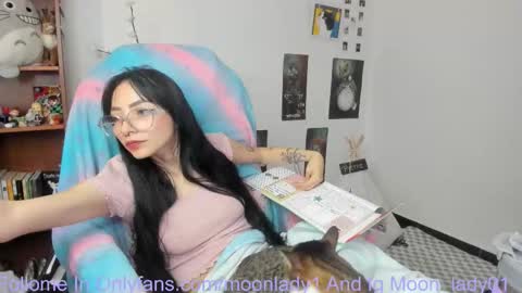 MOON  online show from 31, 1, 2026