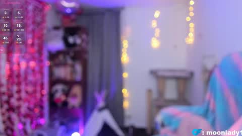 MOON  online show from 24, 4, 2026