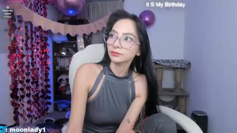 MOON  online show from 9, 6, 2026