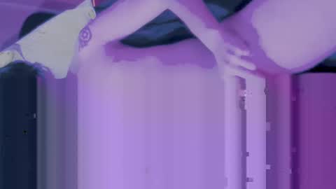 Snapshot of moonless_joy chatting on 20, 10, 2025 Moonless online show from 20, 10, 2025