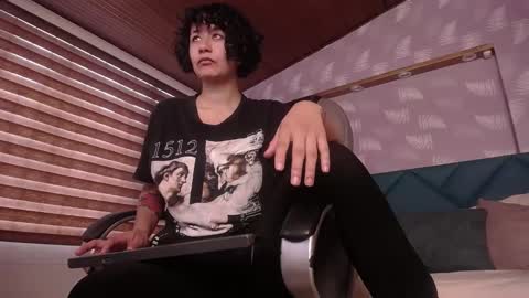 Snapshot of moony_14 chatting on 9, 2, 2025 Michelle online show from 9, 2, 2025