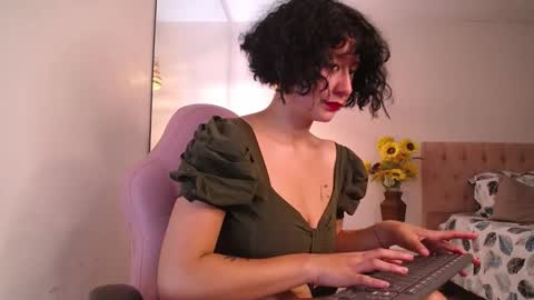 Snapshot of moony_14 chatting on 28, 2, 2025 Michelle online show from 28, 2, 2025