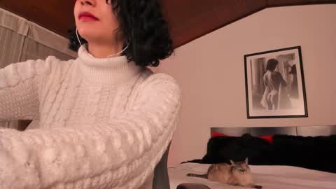 Snapshot of moony_14 chatting on 23, 9, 2025 Michelle online show from 23, 9, 2025