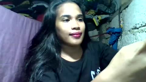 morenagirlpinay18 online show from 17, 4, 2026