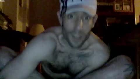 Snapshot of morenikoo26 chatting on 14, 5, 2026 morenikoo26 online show from 14, 5, 2026