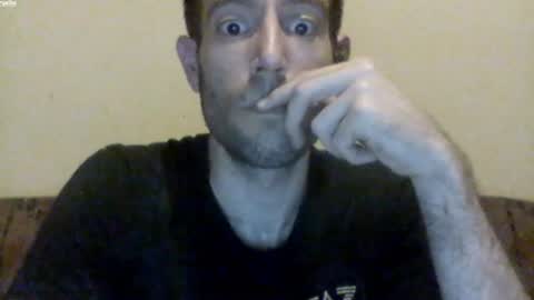 Snapshot of morenikoo26 chatting on 15, 6, 2026 morenikoo26 online show from 15, 6, 2026